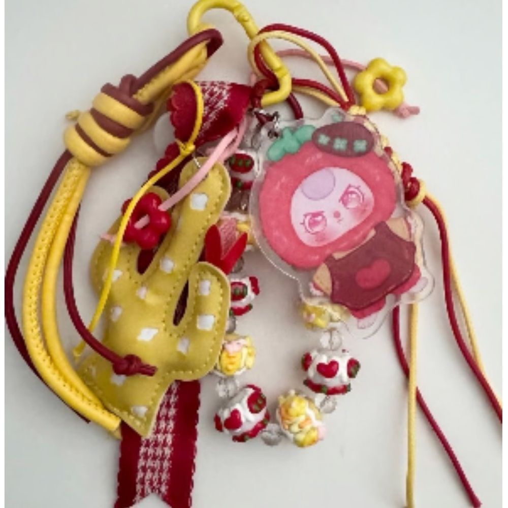 BABY THREE LOVE KEYCHAIN